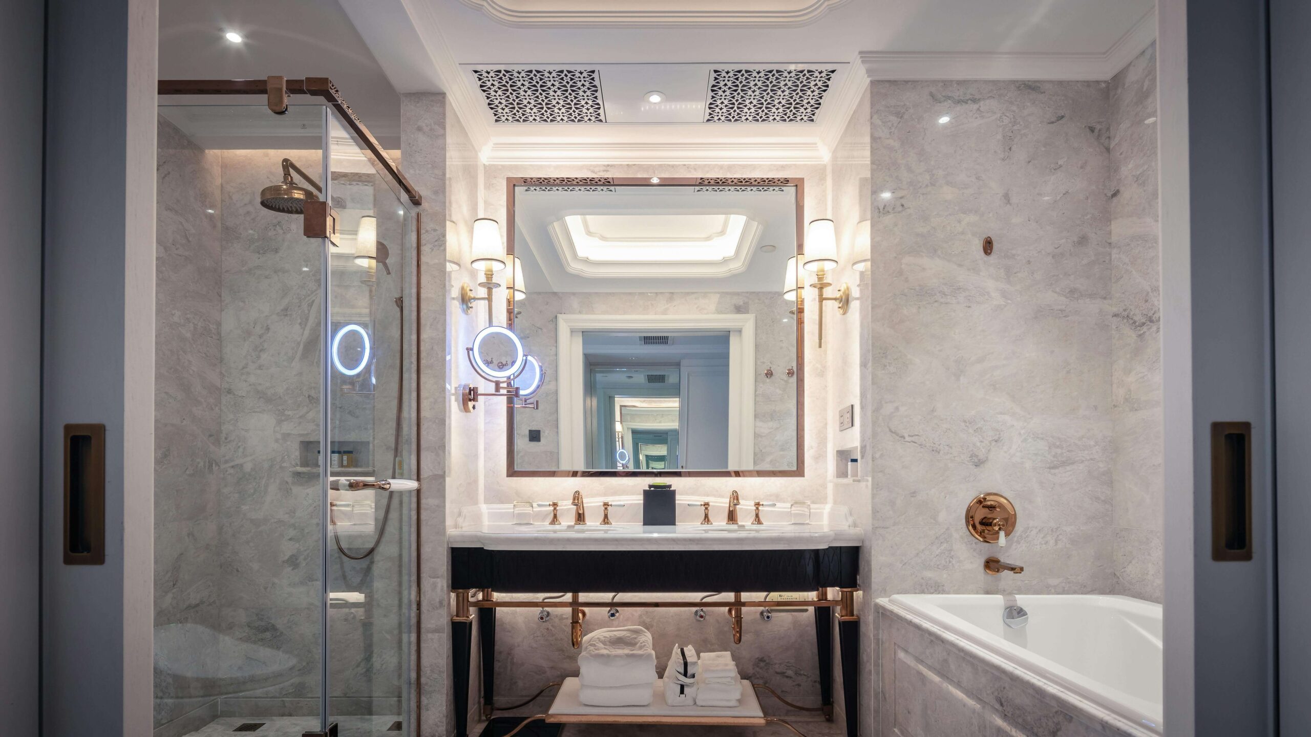 Kitchen & Bathroom Remodeling (1)